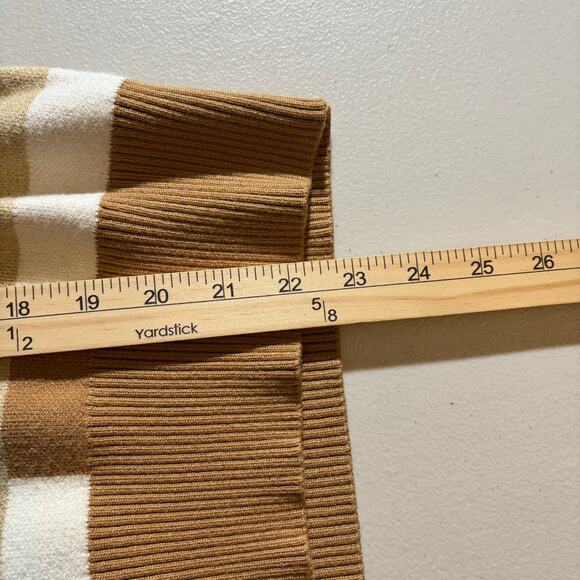 Tahari Women's Size Medium Brown Cream Plaid Button Mock Neck Knit Sweater Shirt - Picture 6 of 9